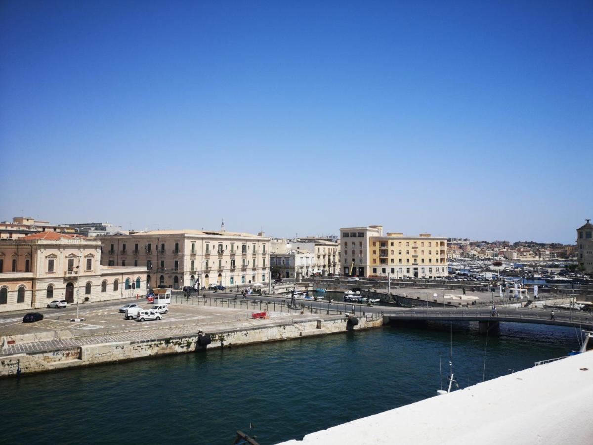 L'Approdo Delle Sirene Bed & Breakfast Syracuse Bagian luar foto
