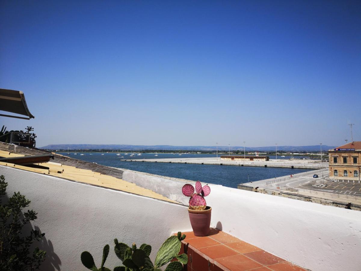 L'Approdo Delle Sirene Bed & Breakfast Syracuse Bagian luar foto