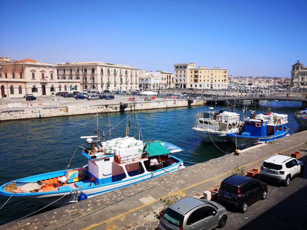 L'Approdo Delle Sirene Bed & Breakfast Syracuse Bagian luar foto