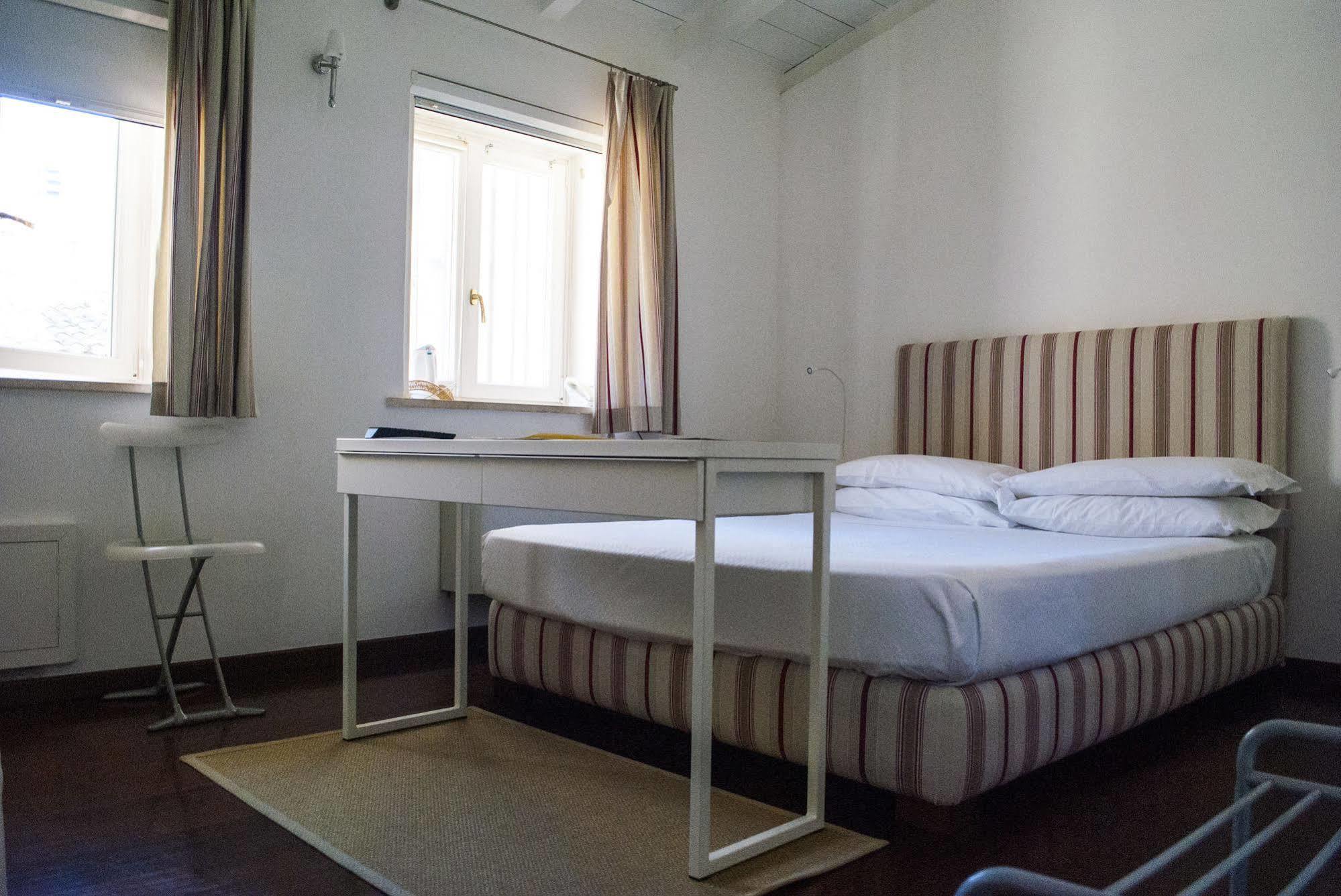 L'Approdo Delle Sirene Bed & Breakfast Syracuse Bagian luar foto