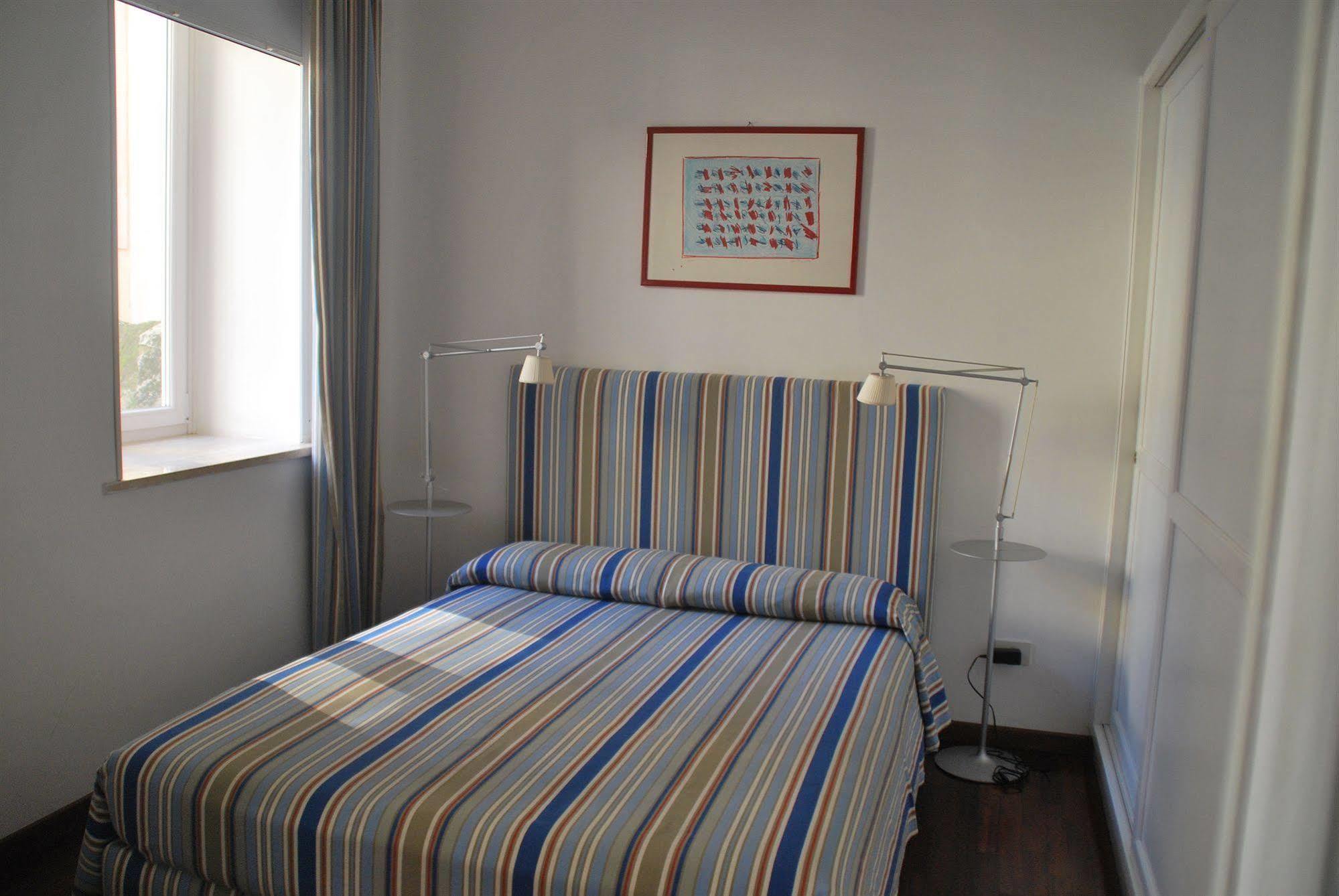 L'Approdo Delle Sirene Bed & Breakfast Syracuse Bagian luar foto